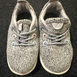 Allbirds Toddler Shoes — Size 6